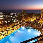 Pefkos View Suites & Maisonette