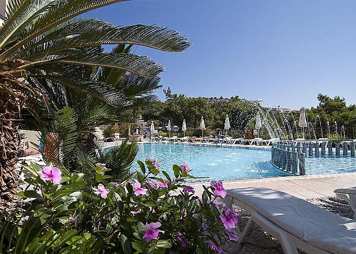 Pefkos View Suites & Maisonette