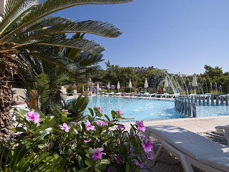Pefkos View & Maisonette Hotel Pefki
